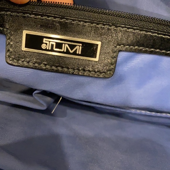 TUMI briefcase/ laptop bag. Vintage. - Picture 6 of 14